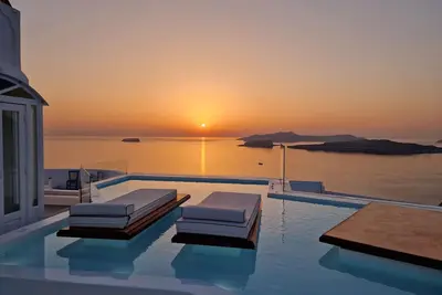 Image de Unique villa privée sur Caldera Cliffs avec une exceptionnelle Sunset View