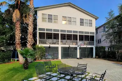 Image de Nouvelle Liste 1 bloc des orteils dans le sable - vues à 360 degrés - récemment rénové