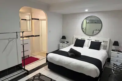 Image de Lake Haven Escape. 90 minutes de route au nord de Sydney, ** Animaux acceptés **