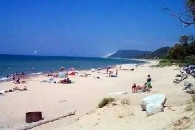 Image de Maison de style chalet près de Empire Beach