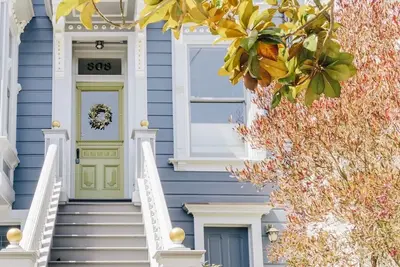 Image de Ensoleillé victorienne pour les amis ou les familles - Jardin, 2 salles de séjour, et amusant pour les enfants
