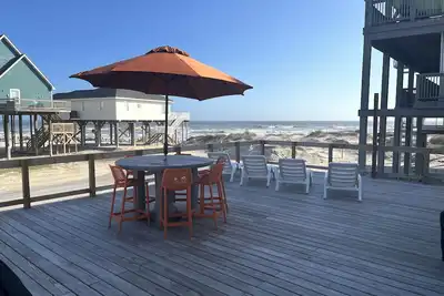 Image de Présenté sur Hgtv's Beachfront Bargain Hunt \"Fleeing to Freeport\". Super stocké!