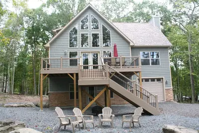 Image de Marchez jusqu'à la piste de ski, la piscine et la loge Spectacular 5 Bedroom 3 Bath Contemp