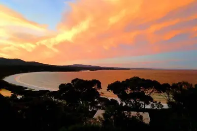 Image de Dolphin Lookout chalet donnant Binalong Bay