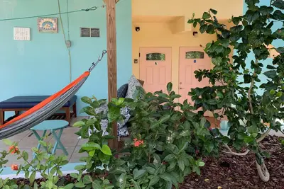 Image de Plage De Plage PRIVÉE un endroit pour rester après avoir joué toute la journée!