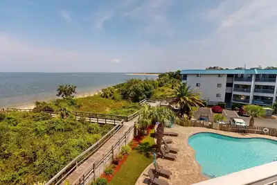 Image de Bay View Villas 305 - Bord de l'eau - Piscine - Wi-Fi gratuit