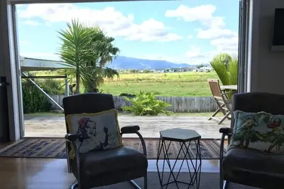 Image de Ocean Beach Road Cottage, perspectives rurales près de la plage