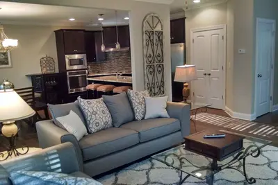 Image de Magnifique Townhome 3 Chambres Situe Sur Estate Lot