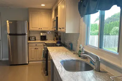 Image de Lovely Beach House / Ac / 1mi à 3 belles plages de l'Etat Ri /