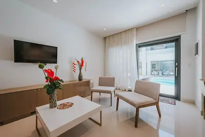 Image de Waykiri Unit A-05 Luxurious New Apartment, Noord