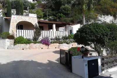 Image de Single storey villa in Kamares Village, Tala, Paphos with private pool