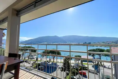 Image de Magnifique penthouse sur le lac d'Iseo près de Bergame