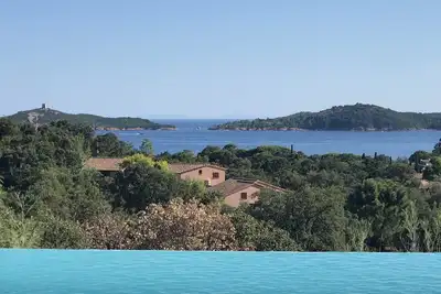Image de 10mn plage, Villa Standing, vue mer top, fibre internet, piscine chauffée, jacuzzi