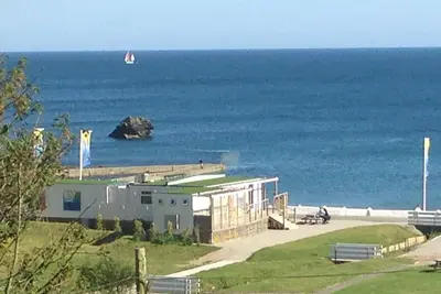 Image de Black Rock Beach Resort, Millendreath - endroit paisible, plage privée