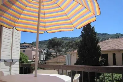 Image de Appartement avec vue sur la mer et les collines ligures, près de la mer
