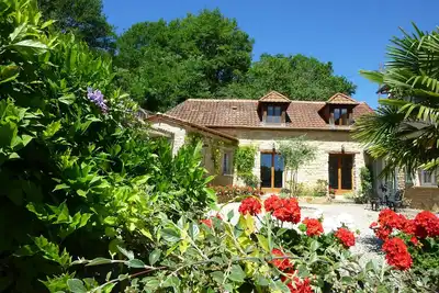 Image de Magnifique gite avec vue panoramique sur la campagne, à 5 minutes de Hautefort
