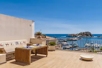 Penthouse Lachea Seaview - Locations Courtes