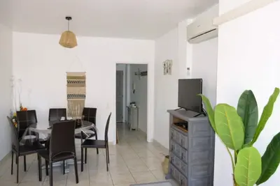 Image de Roses: Appartement 6 pers, quartier calme, proche plage – avec Parking