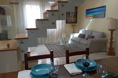 Image de Appartement avec terrasse + parking privé + wifi et climatisation, à proximité du centre-ville de Lucques