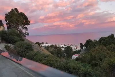 Image de Superbe villa avec vue panoramique sur la mer