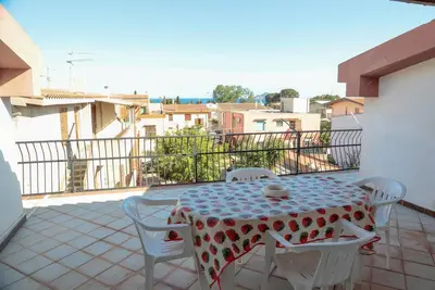 Image de Attique Spacieux Avec Vue Mer