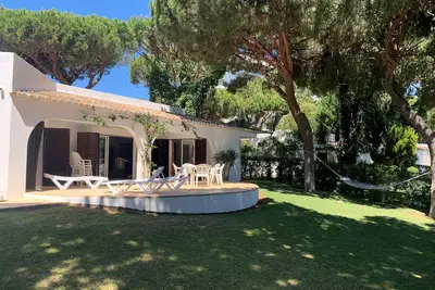 Image de Belle villa sur un complexe superbe avec golf, tennis, plage et bars à 10 minutes à pied