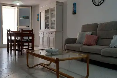 Image de Appartement trois pièces simple et indispensable, à 800m de la plage