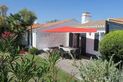 Image de Maison avec jardin proche du centre ville et à 1 km des plages
