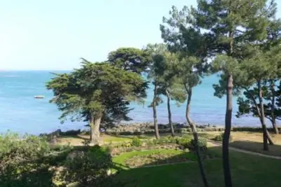 Image de Appartement les pieds dans l'eau, avec accès direct à la plage