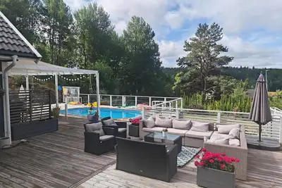 Image de Moderne maison nouvellement construite, 187 mètres carrés avec grande terrasse