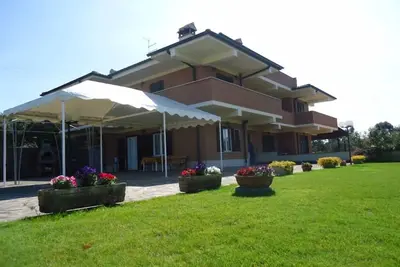 Image de Pomezia: Villa à la campagne de Rome - eco-friendly