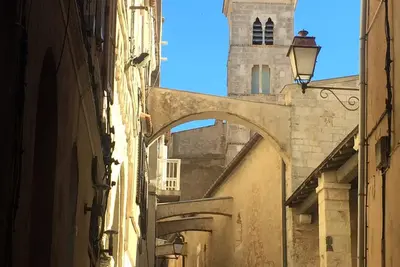 Image de Large charming duplex, air-conditioned and WiFi in the heart of the citadel