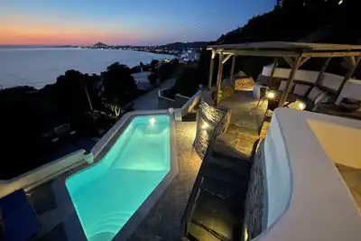 Image de Magnifique Villa Avec Vues Spectaculaires Et Piscine Privee A 150m De La Plage