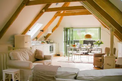 Image de \"Plympton Barn\" Belle grange, à distance de marche des plages + Salcombe