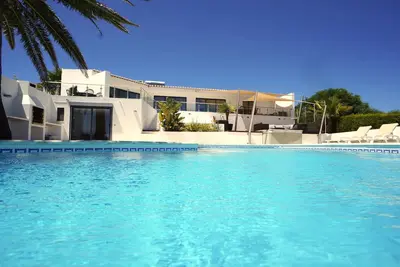 Image de Exceptionnelle 180 ° Oceanview Dream Villa: Paradis À Salema. Airco. Sensationnel