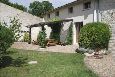 Image de Belle grange - La Grange à la famille Les Hiboux chalets amicales.