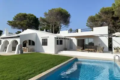 Image de 5* BiniFa- Emplacement Premium - Maison exquise à Binibeca avec piscine privée.