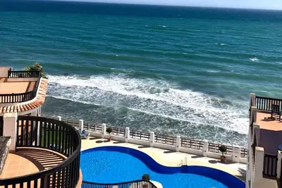 Image de Grande terrasse face à la mer avec terrasse et vue imprenable sur la mer