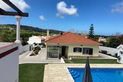 Image de Très proche de la côte de Colares, piscine privée, 9 couchages