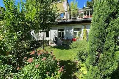 Image de Appartement très calme avec jardin privé, Wifi et parking au coeur de Brixen