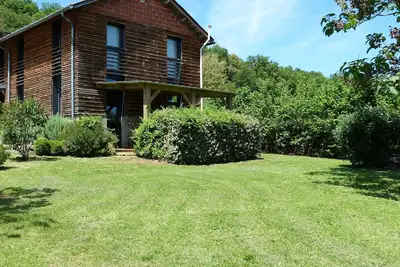 Image de La Marbot : Gîte dans séchoir à tabac rénové en Périgord Noir, Tout confort