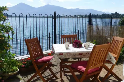 Image de Appartement de luxe avec vue magnifique sur la montagne et la mer