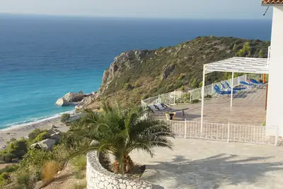 Image de Kathisma Villa Margaux, piscine privée avec vue exceptionnelle