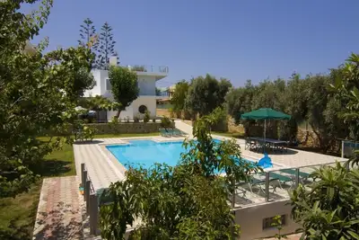 Image de Villa with 2 holiday apartments
