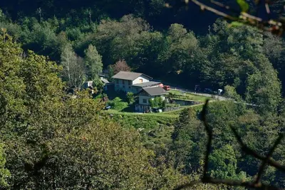 Image de Maison agréable & claire, superbe vue sur les villages de montagne & les sommets