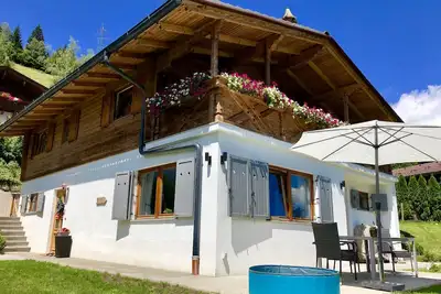 Image de Chalet premium avec vue imprenable sur la montagne au milieu de la zone de sports d'hiver de Kaprun
