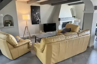 Image de Appartement en provençal flair avec vue sur la mer sur 2 étages