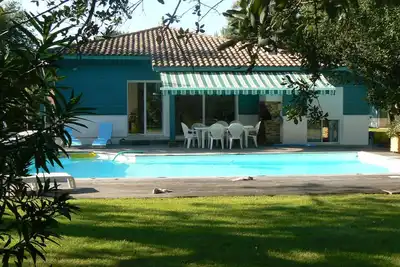 Image de Maison Avec Piscine Chauffee, Pleine De Charme, Calme, Sans Vis A Vis 6/7 Pers