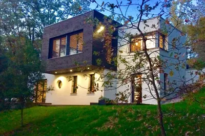 Image de Villa Nakalta - maison d'architecte - vallée de la Dordogne -  piscine  chauffée