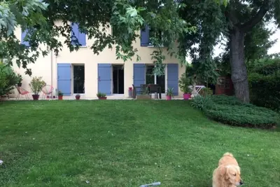 Image de Maison cosy avec jardin et piscine privée à 15 mn de Lyon dans le Beaujolais